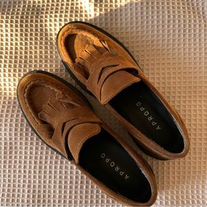 APROPO suede loafer
